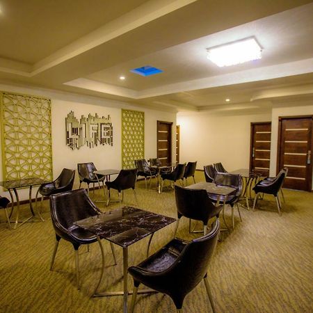 Huddle Hotel Nuwara Eliya Exterior photo