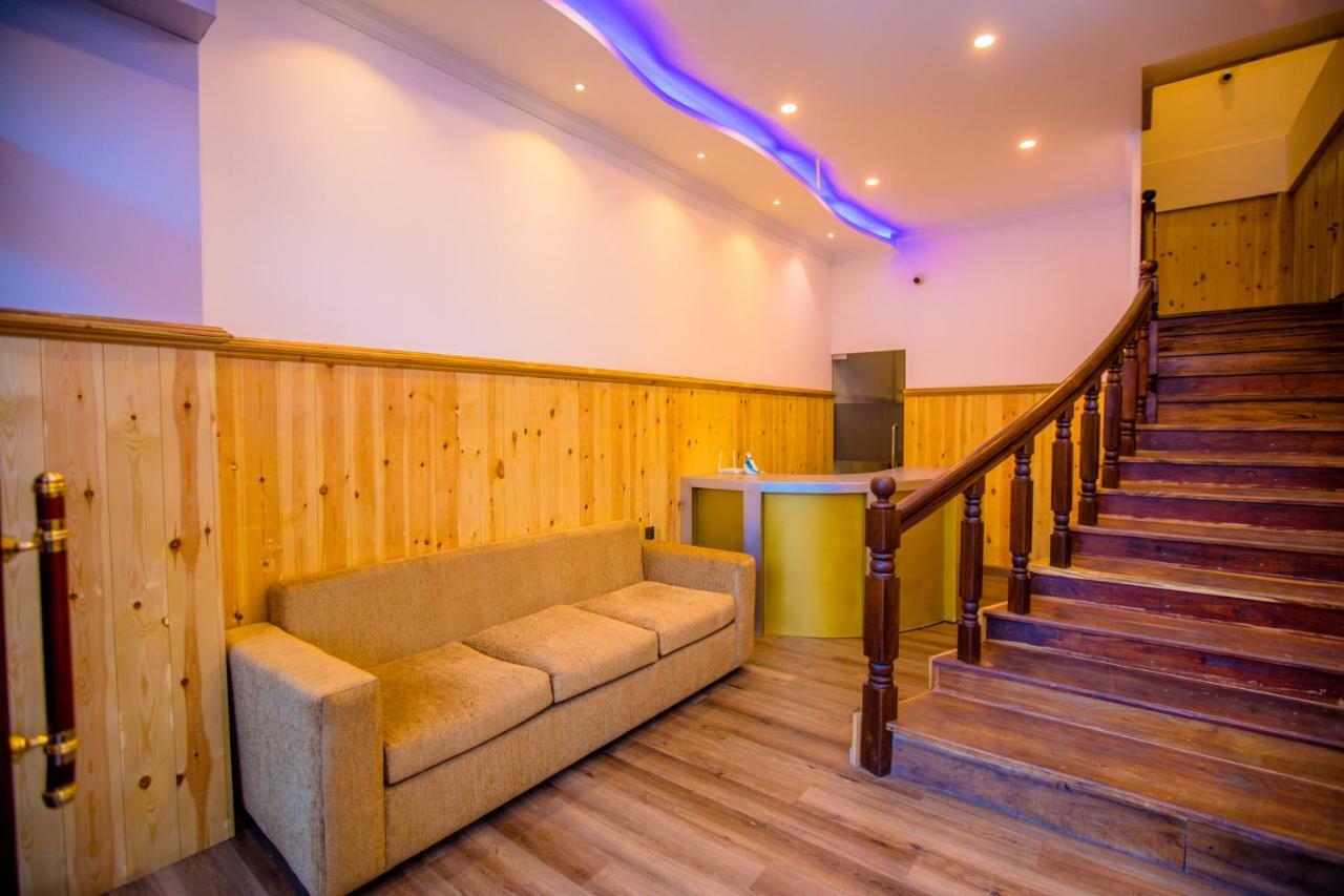 Huddle Hotel Nuwara Eliya Exterior photo