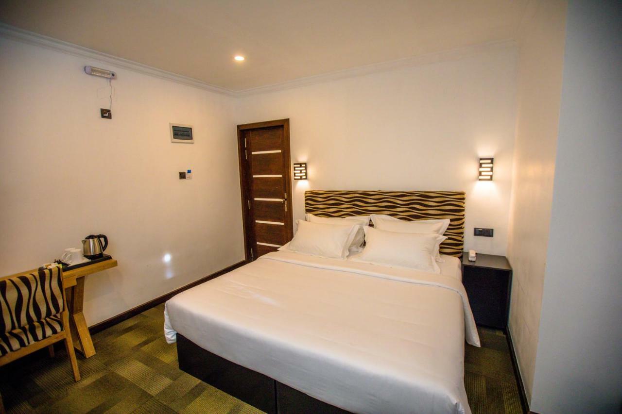 Huddle Hotel Nuwara Eliya Exterior photo